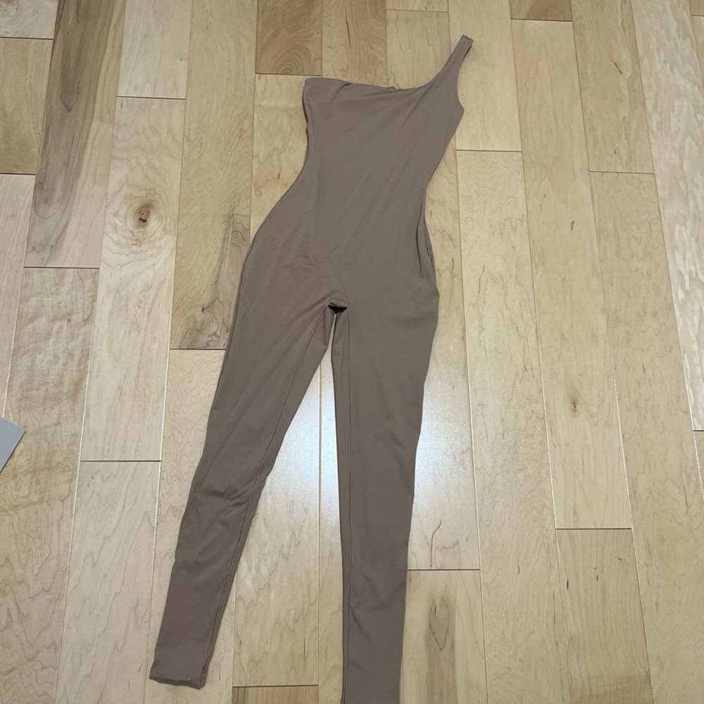 SKIMS One-Shoulder Beige Jumpsuit